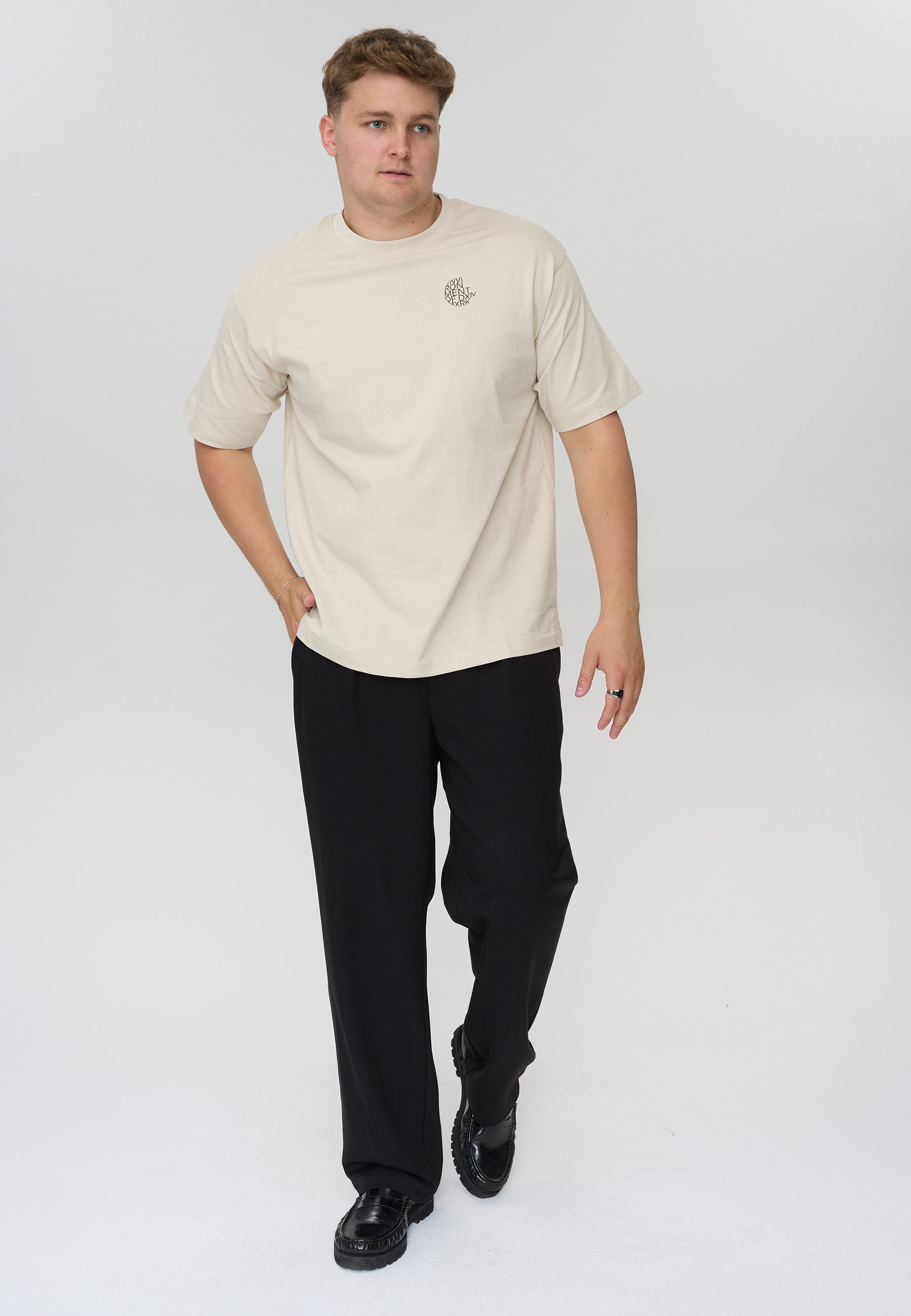 DXNMXRK. DXGafar T-shirt Beige