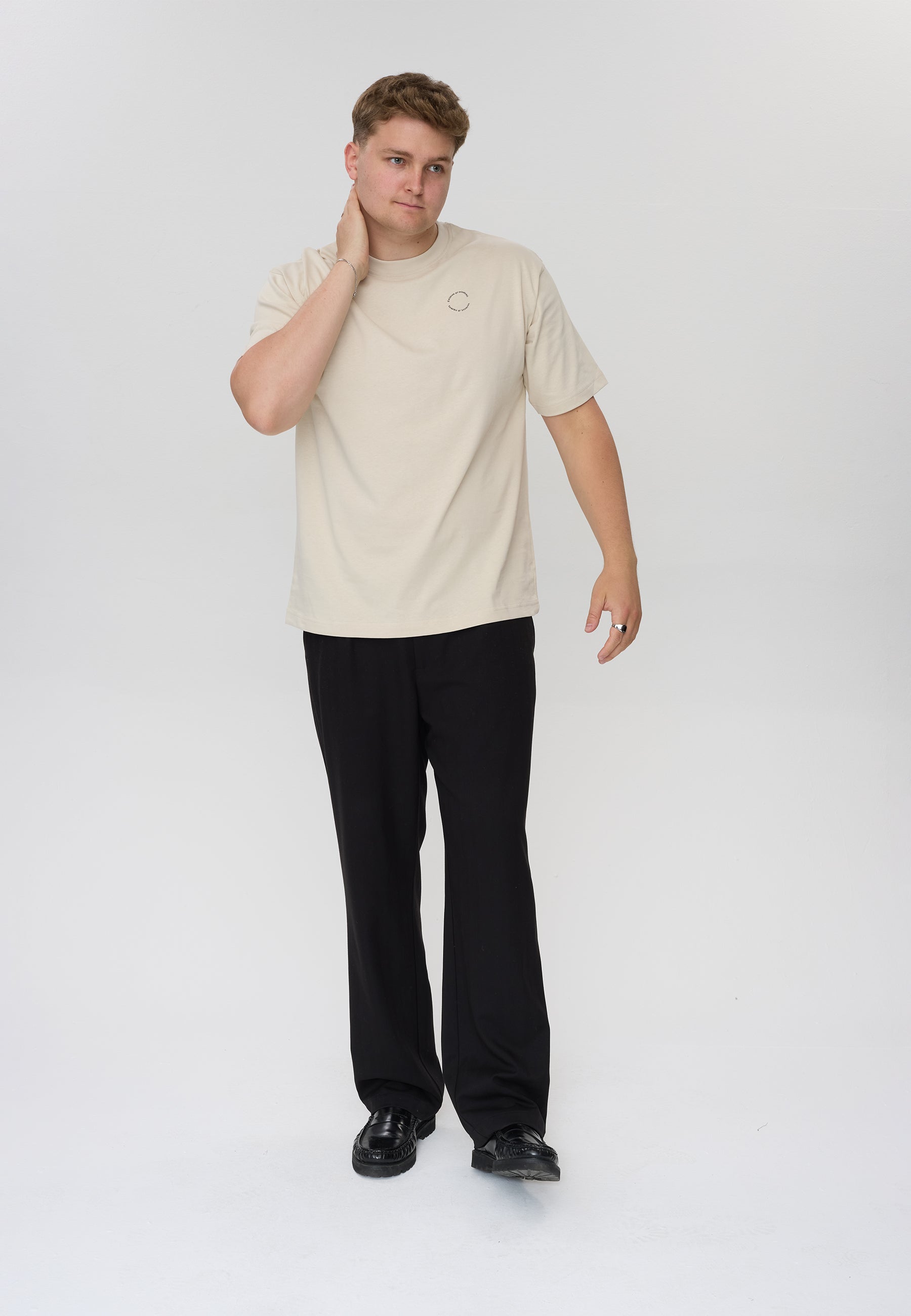 DXNMXRK. DXGandalf T-shirt Beige