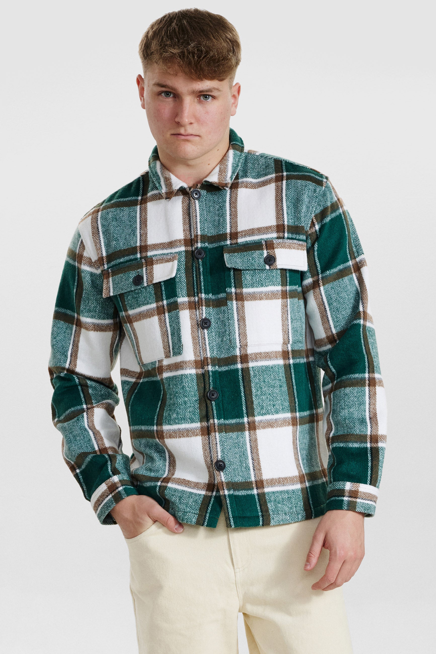 DXNMXRK. Dennik Outlet Green
